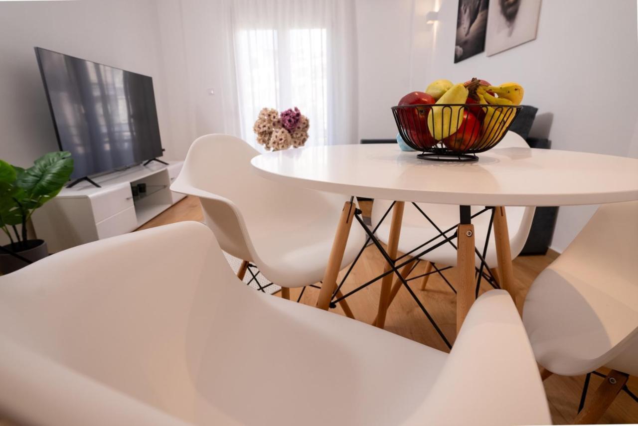 Lovely Apartment In The Heart Of Thessaloniki Center Exterior foto